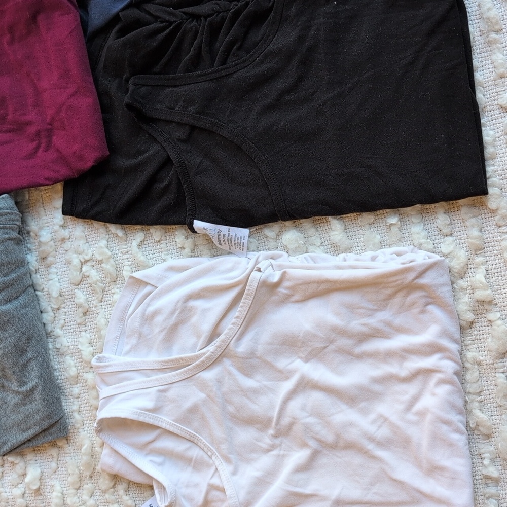 Time And Tru Maternity Base Layer Basic Tee Set O… - image 4